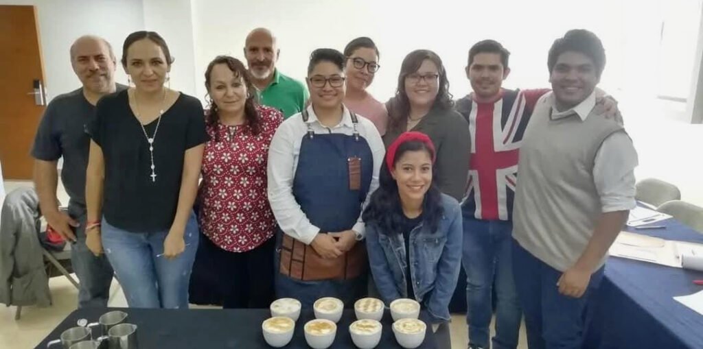 Personas que tomaron el curso para abrir tu cafetería en CUFER